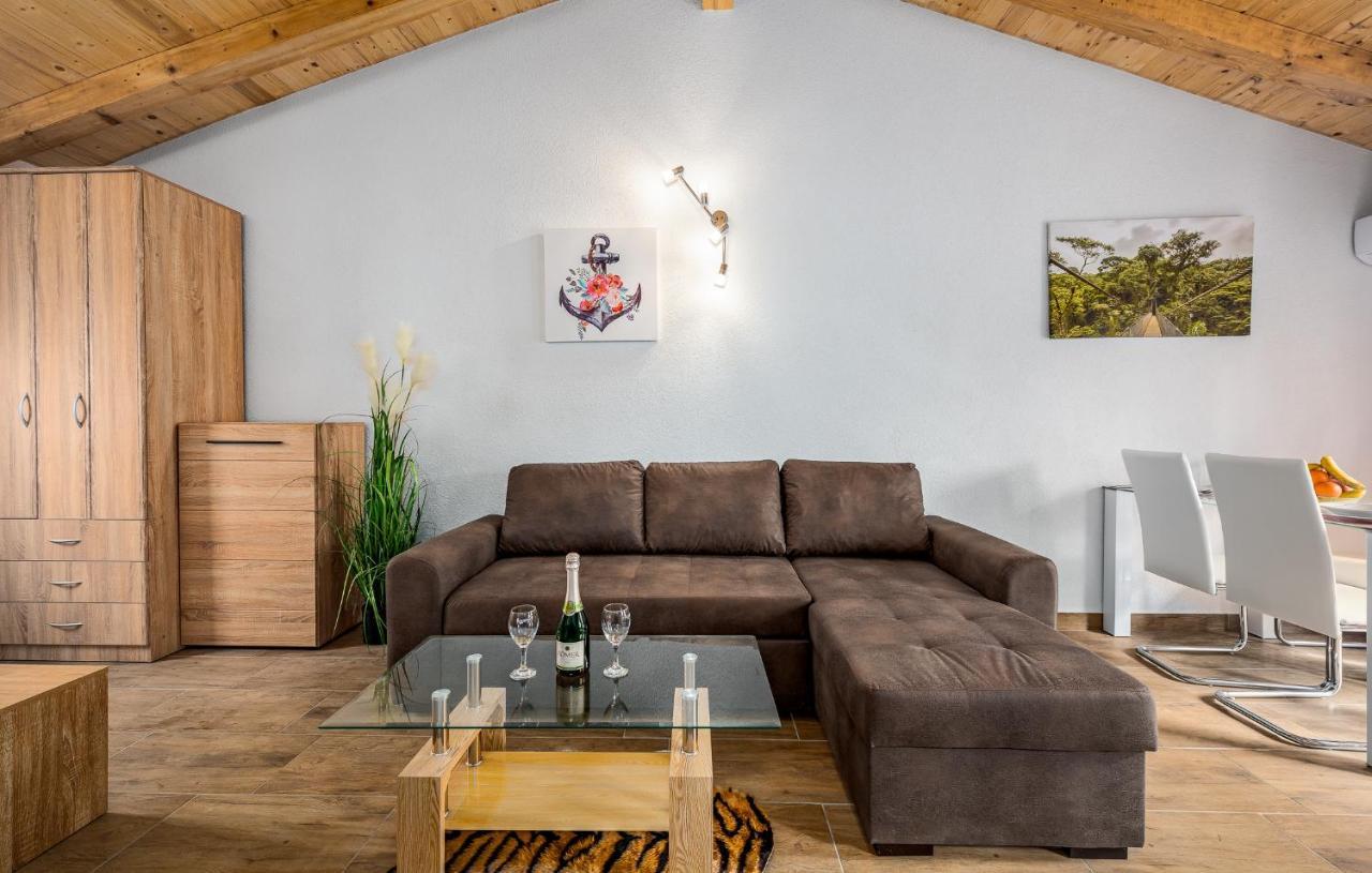 Villa Heidi 2 Умаг Экстерьер фото